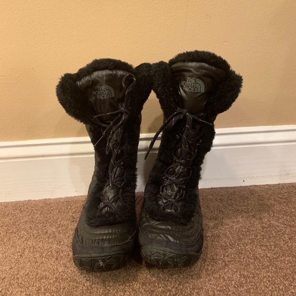 North Face Winter Boots (Black)